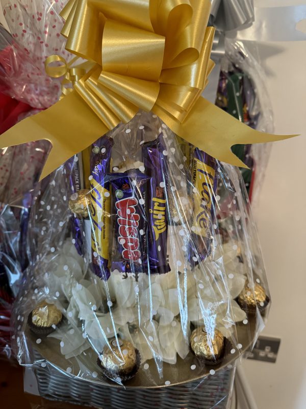 Hampers - Image 25